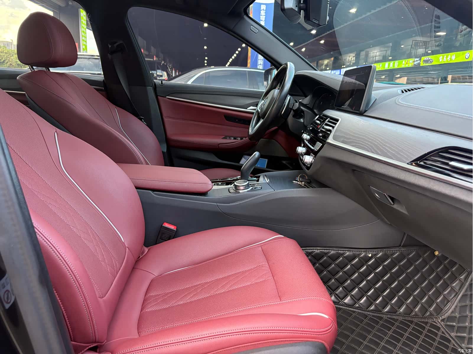 BMW 5 Series, 2022 11