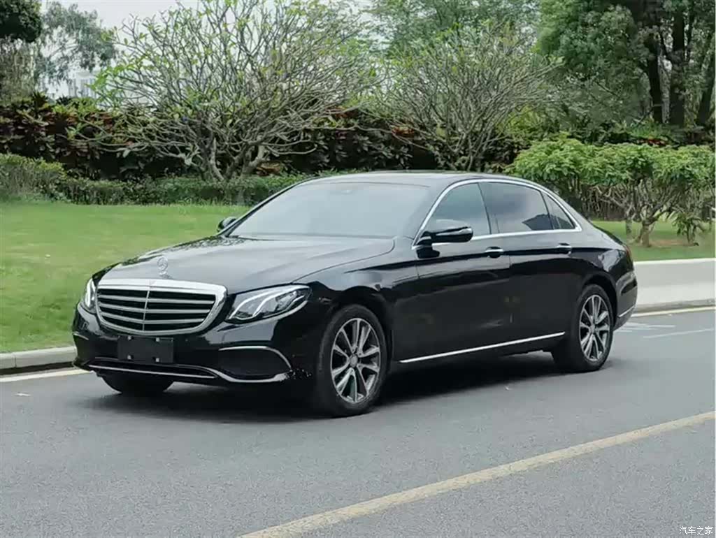 Mercedes-Benz E-Class, 2016 1