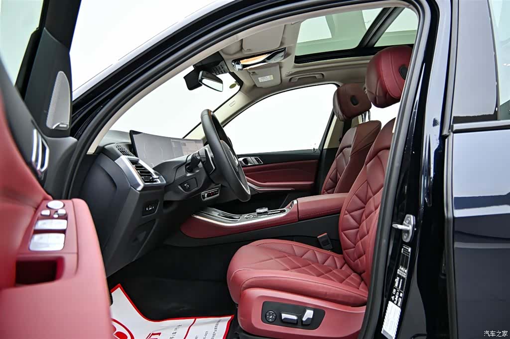 BMW X5, 2025 11