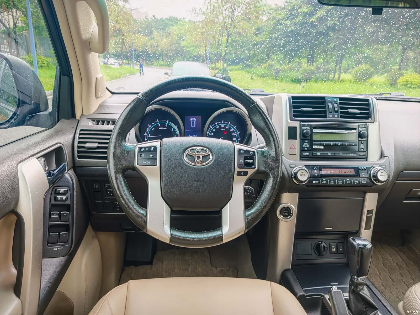 Toyota Prado, 2012 10