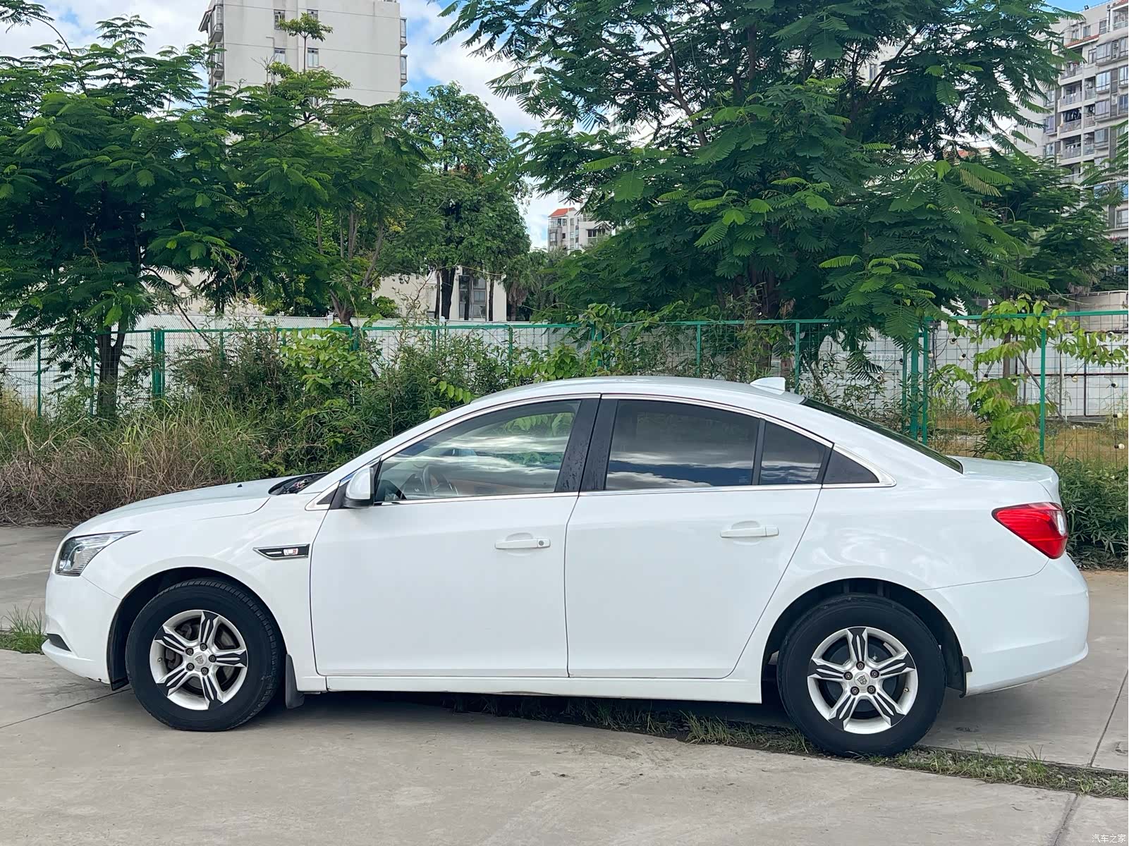 Chevrolet SL, 2015 3