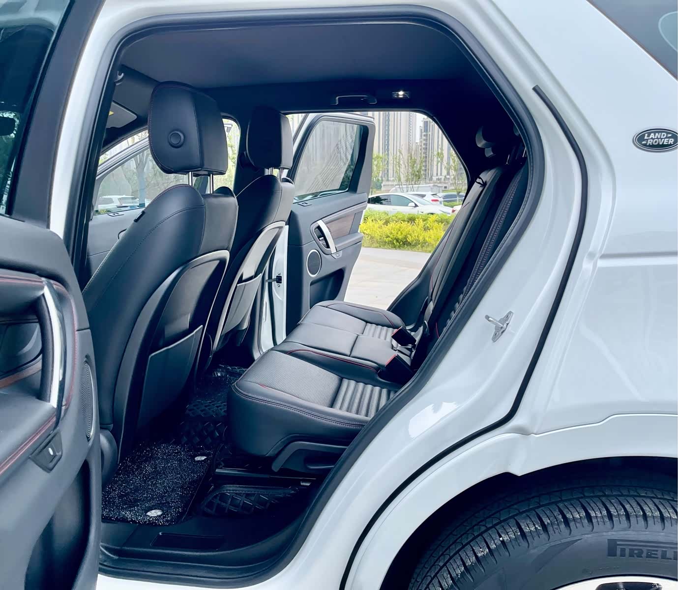 Land Rover Discovery, 2020 12