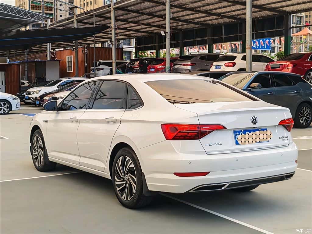 Volkswagen Sagitar, 2020 7