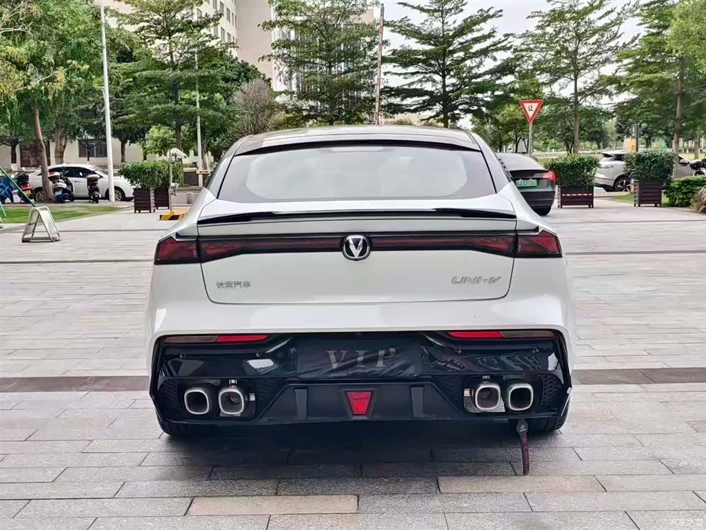 Changan UNI-V, 2022 8