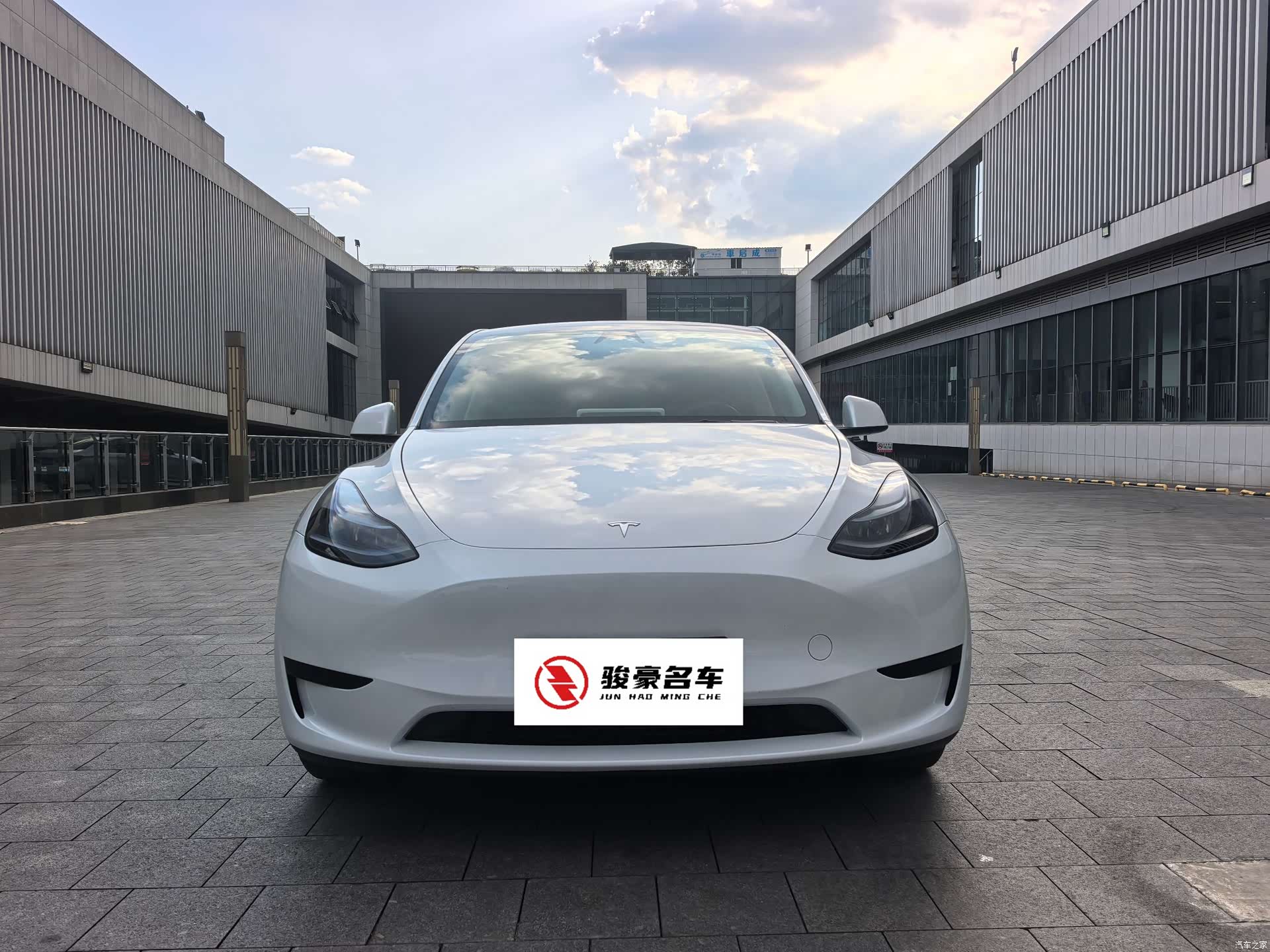 Tesla Model Y, 2024 2