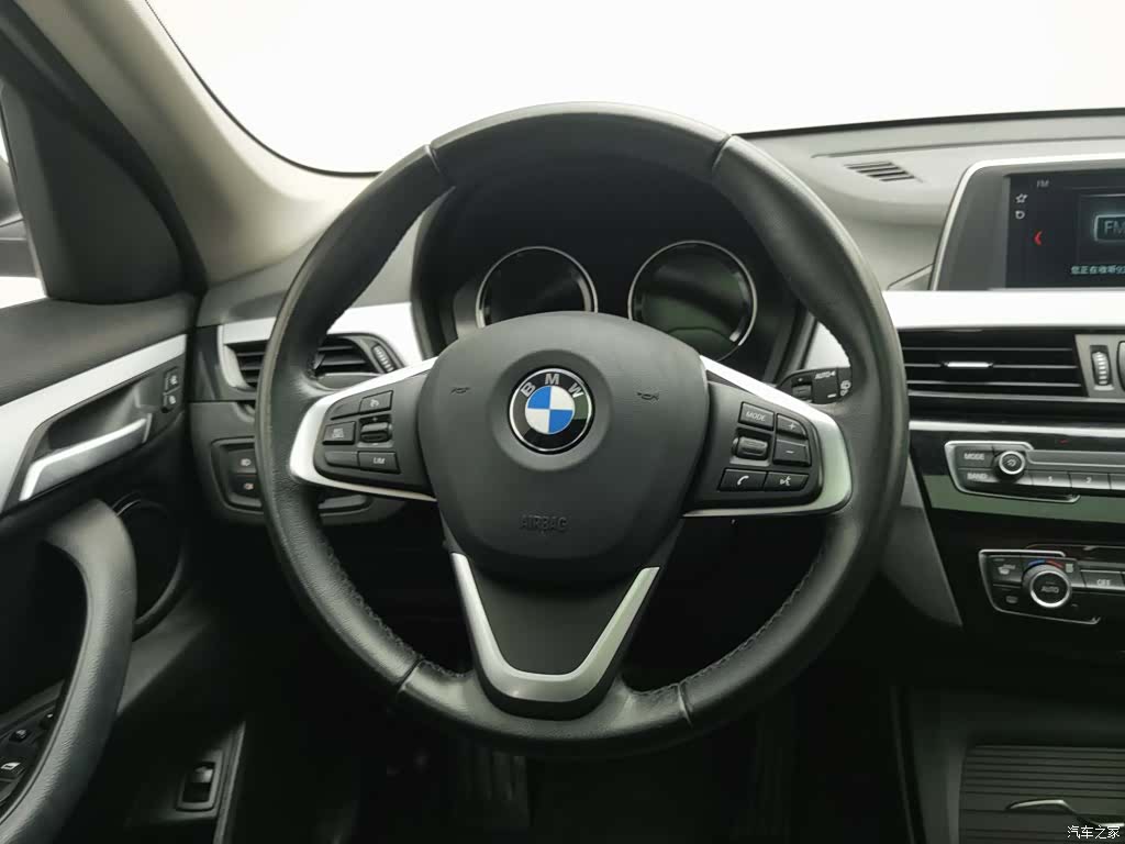 BMW X1, 2019 11