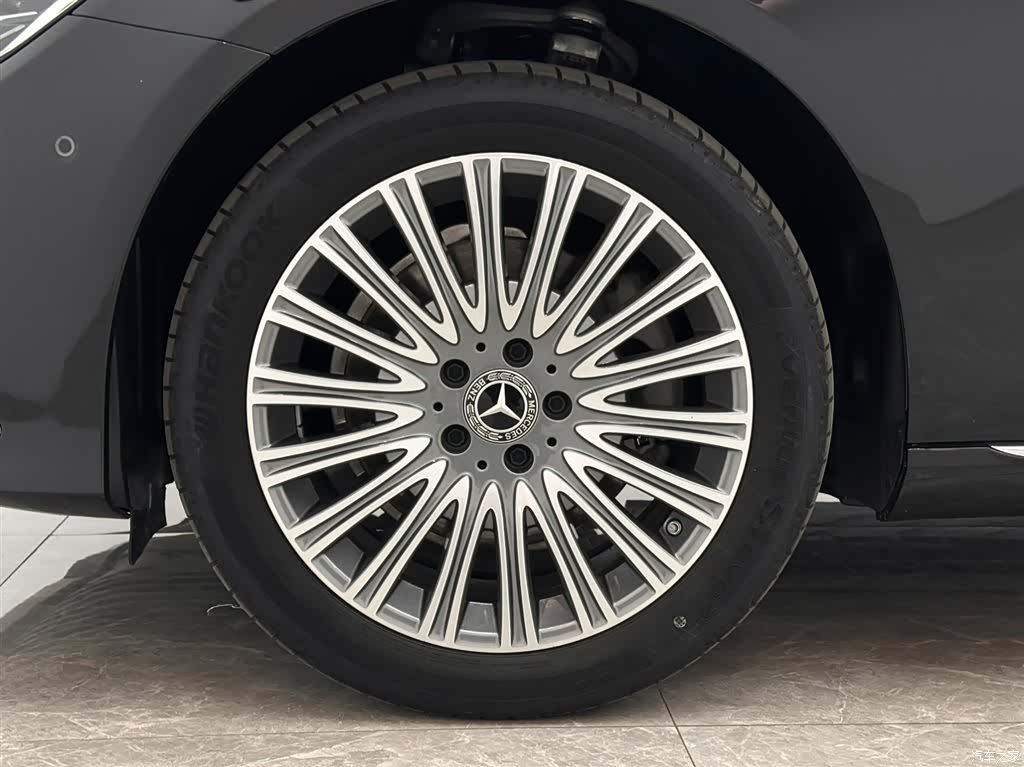Mercedes-Benz E-Class, 2021 20
