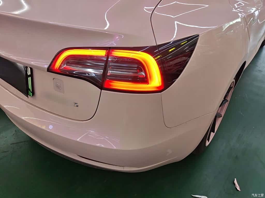 Tesla Model 3, 2021 8