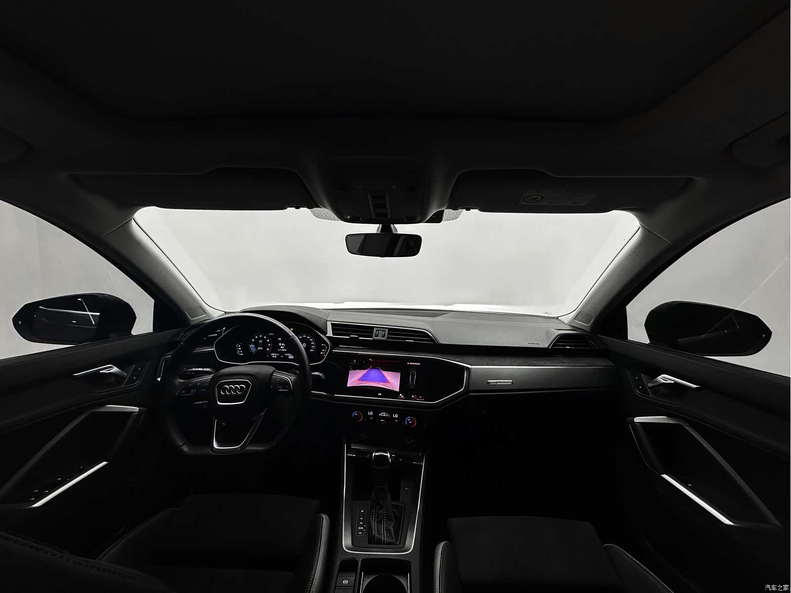 Audi Q3, 2022 18