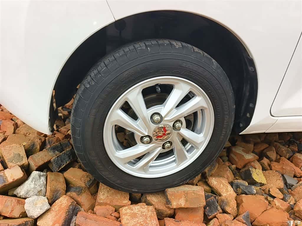 Wuling MINIEV, 2022 23