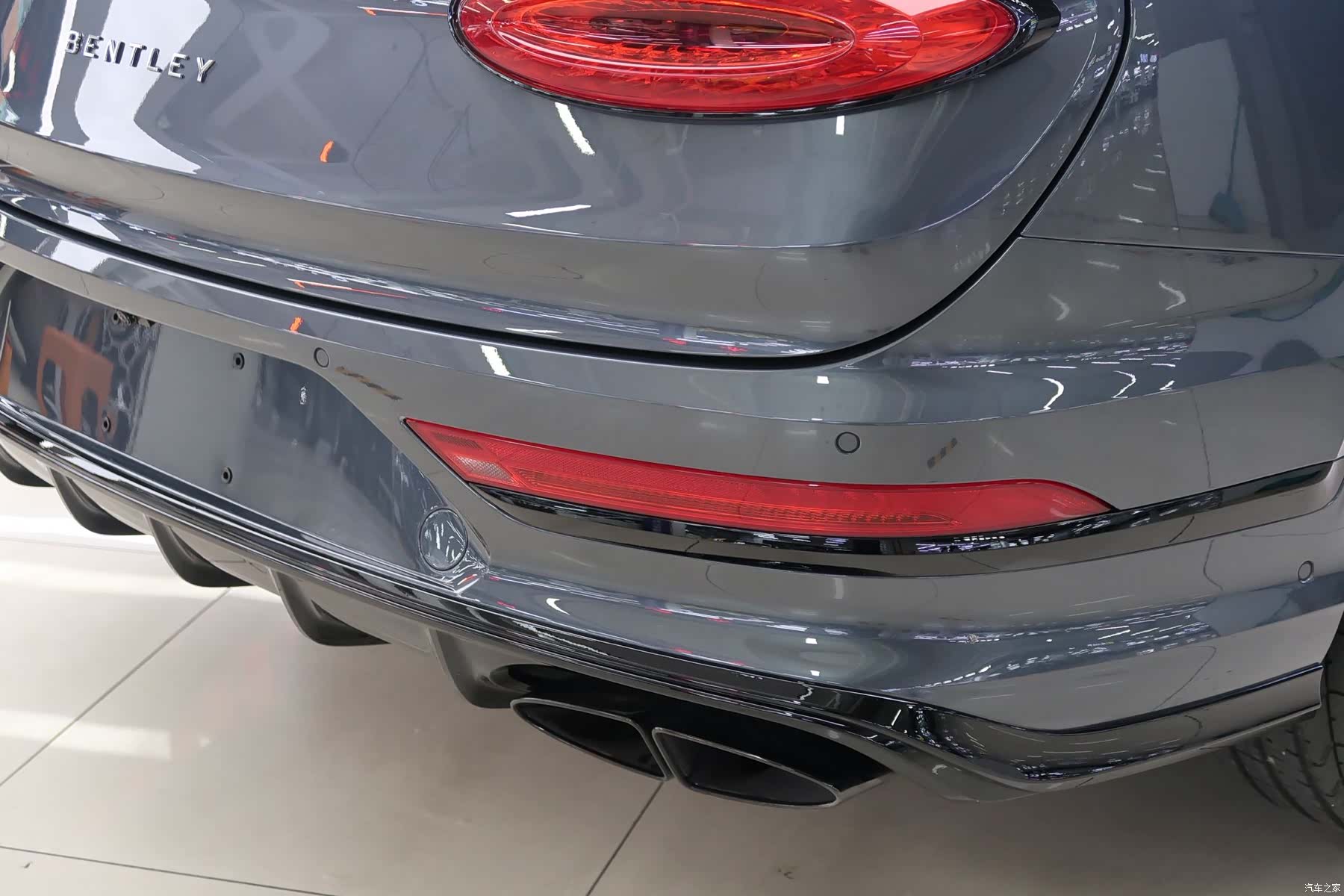 Bentley Bentayga, 2022 23