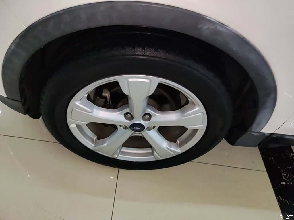 Ford Kuga, 2017 23