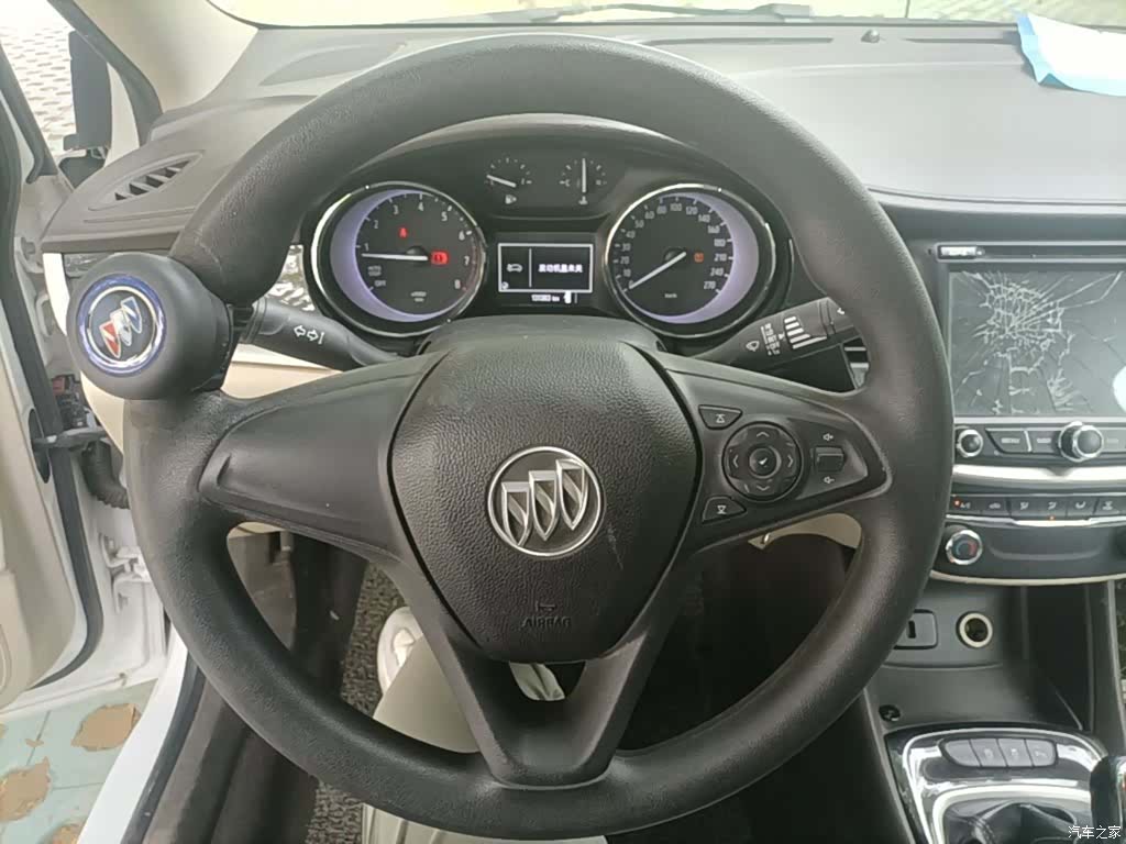 Buick Verano, 2017 11