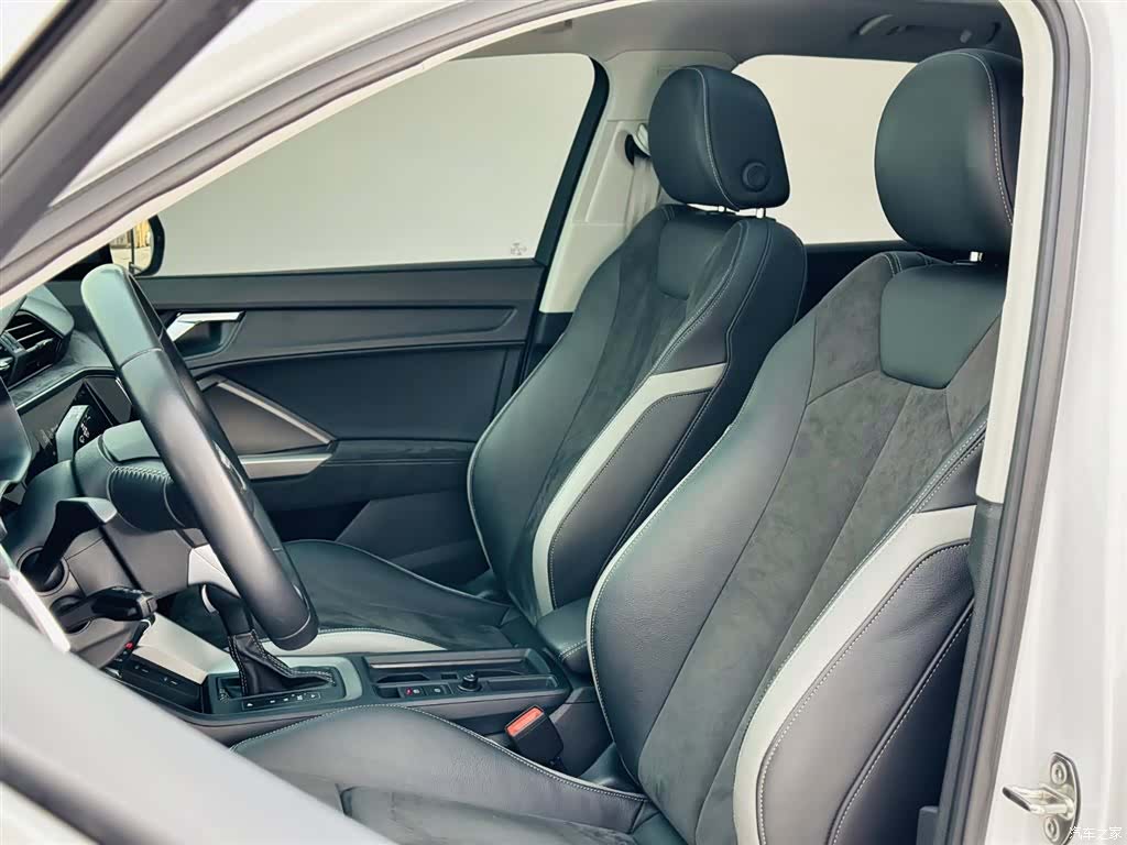Audi Q3, 2022 21