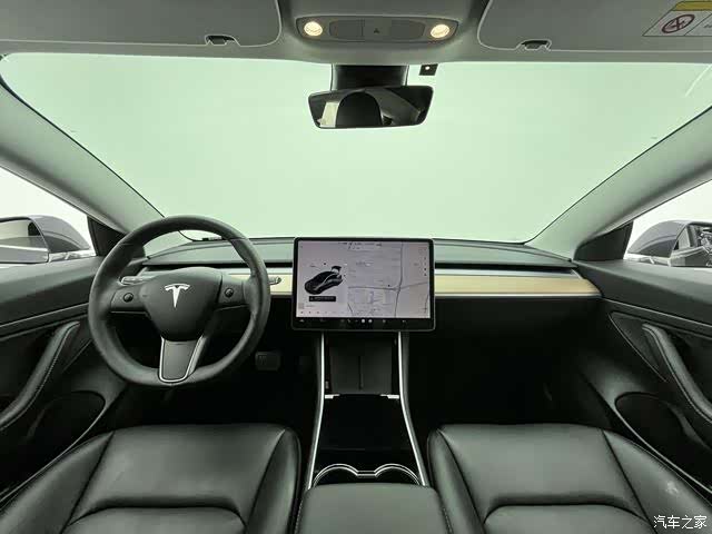 Tesla Model 3, 2020 9