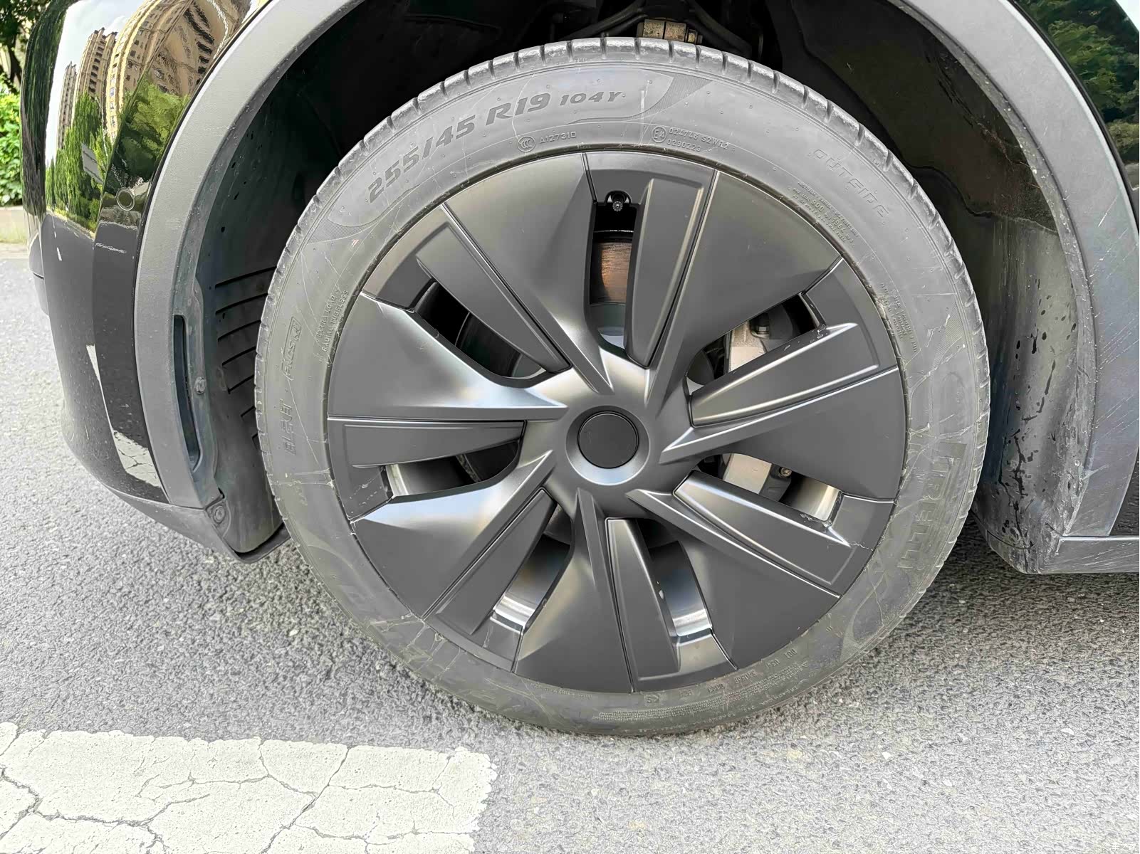 Tesla Model Y, 2023 4