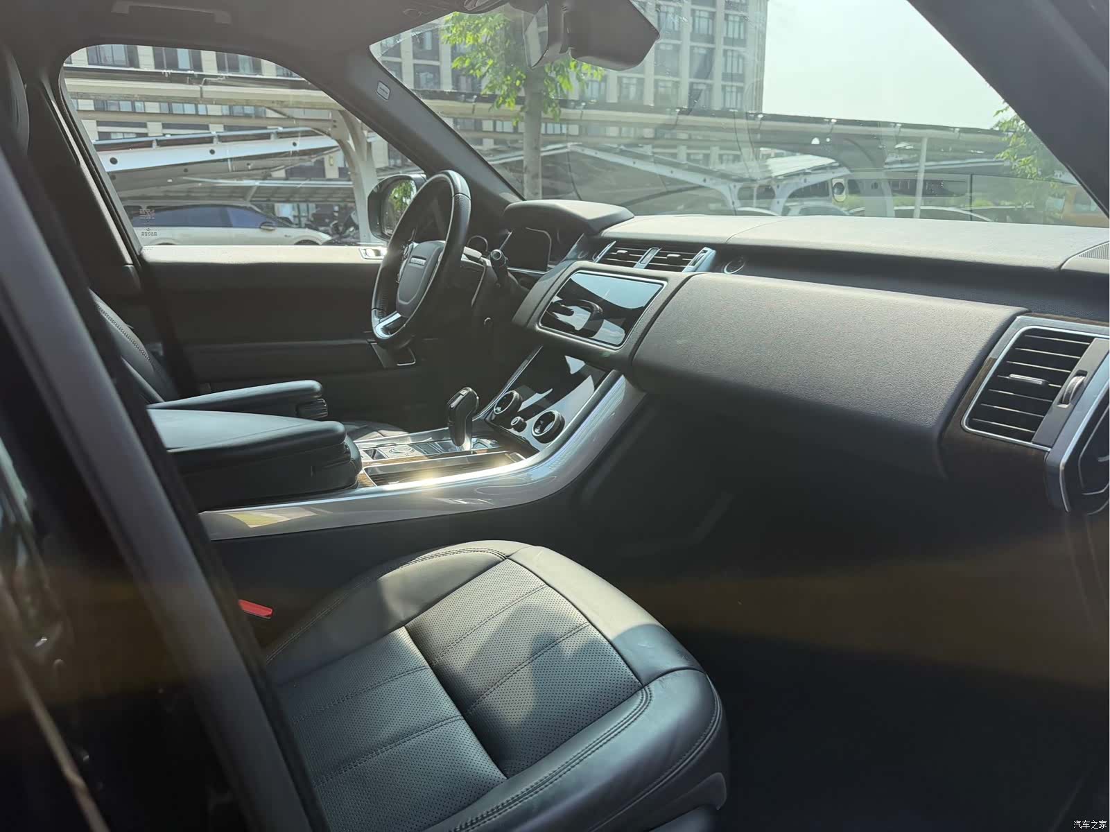 Land Rover Range Rover, 2019 16