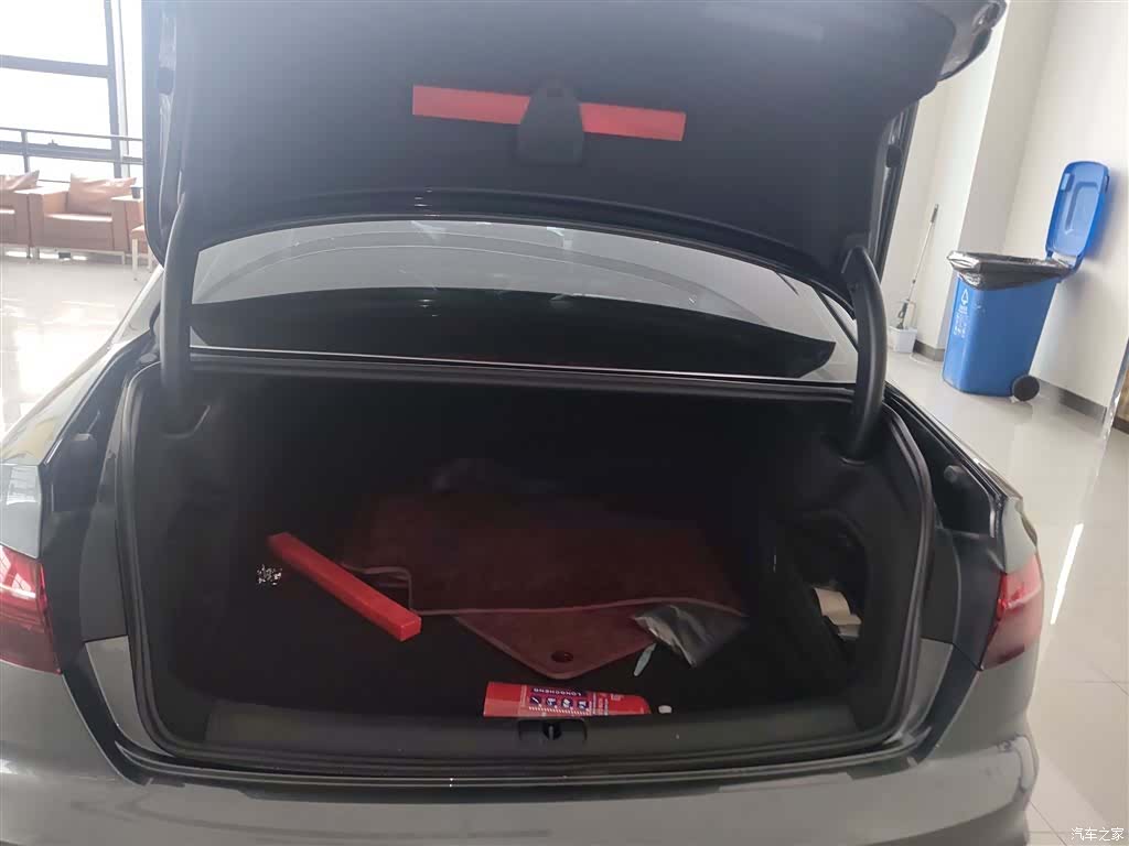 Audi A4L, 2023 19