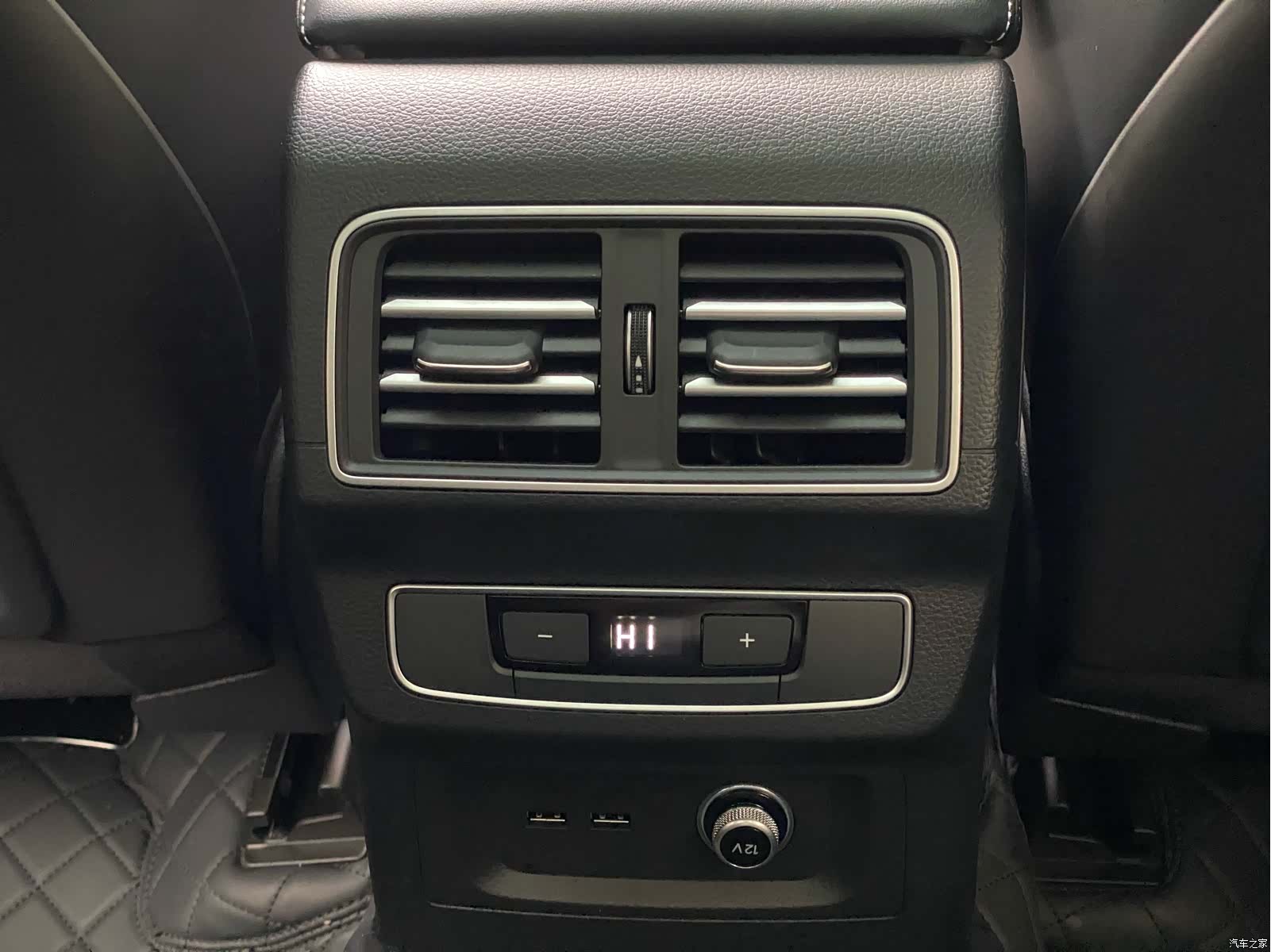 Audi Q5L, 2024 20