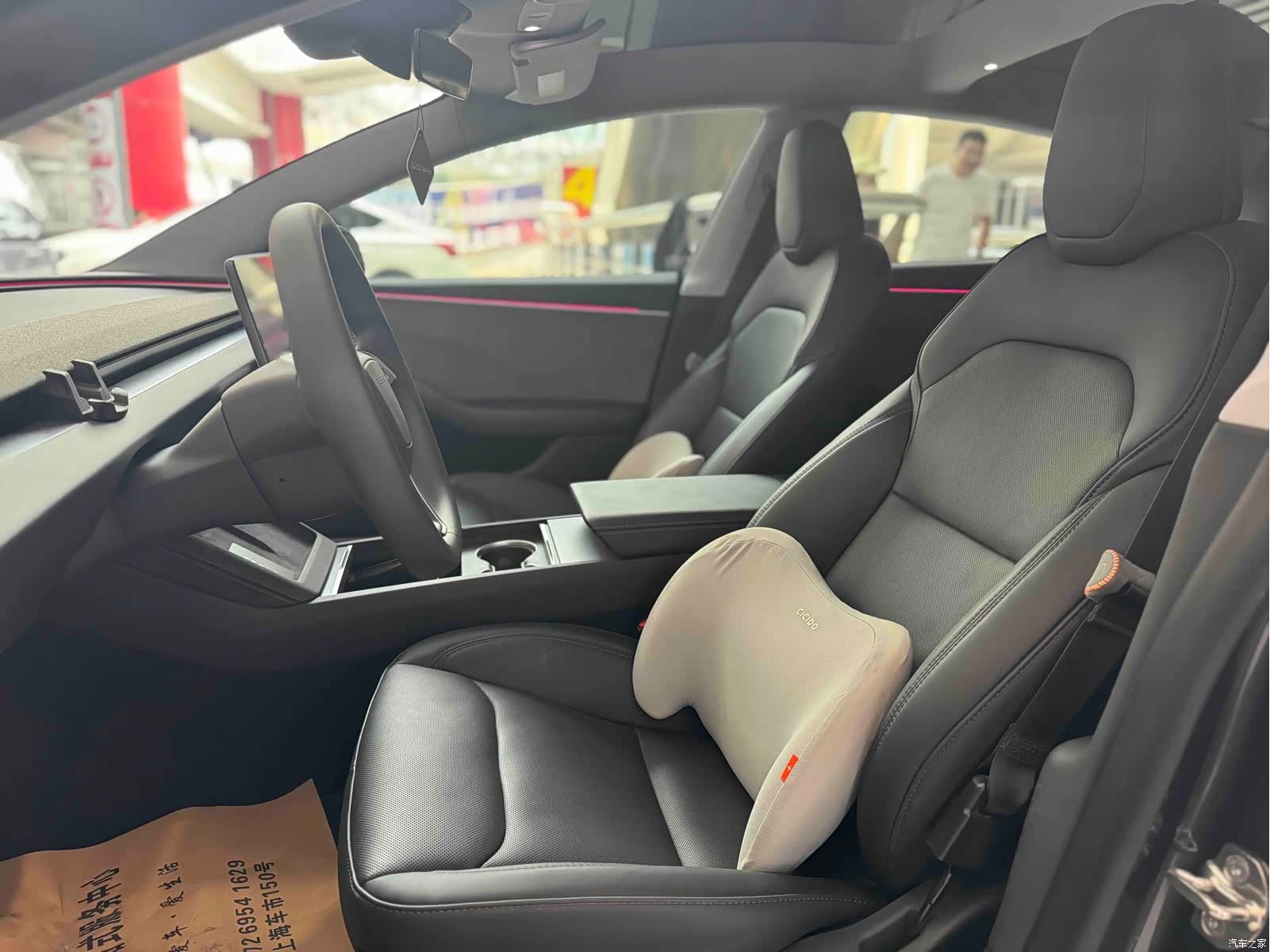 Tesla Model 3, 2024 4
