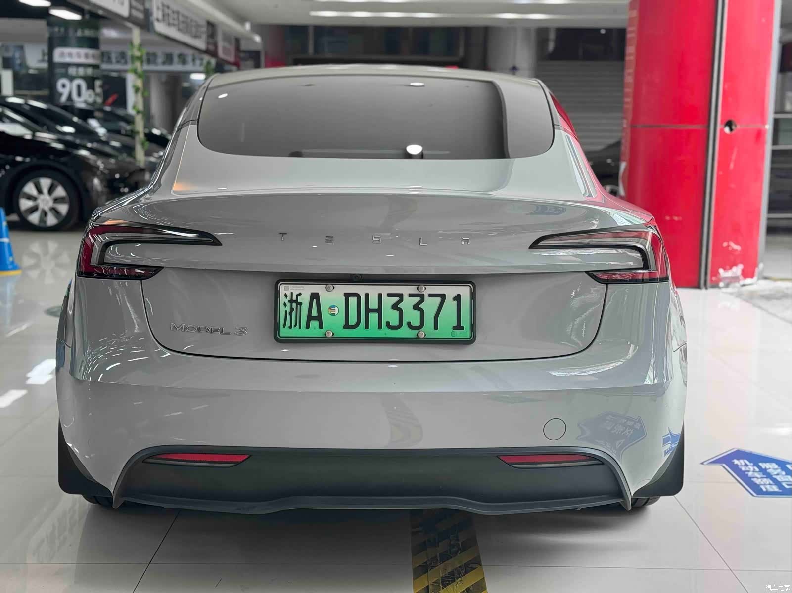 Tesla Model 3, 2024 7