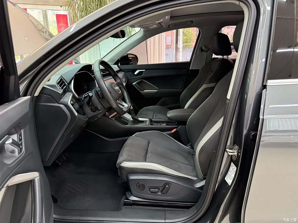 Audi Q3, 2023 16
