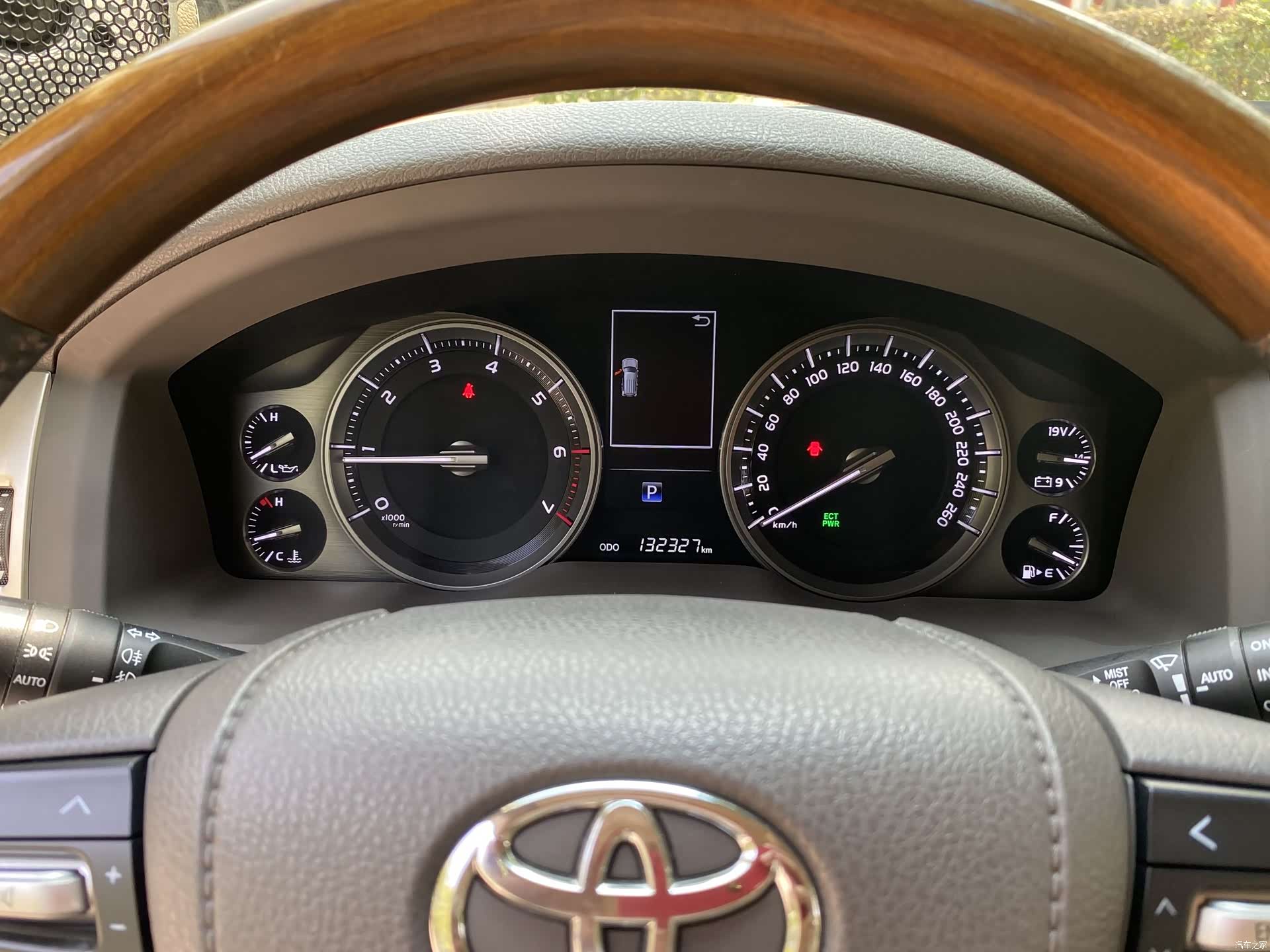 Toyota Land Cruiser, 2017 17