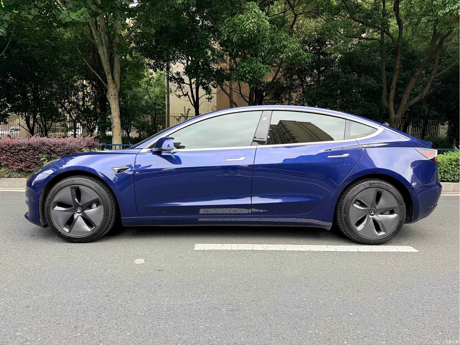Tesla Model 3, 2019 все фото