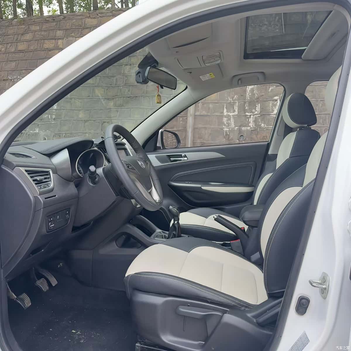 Changan CS35, 2018 все фото