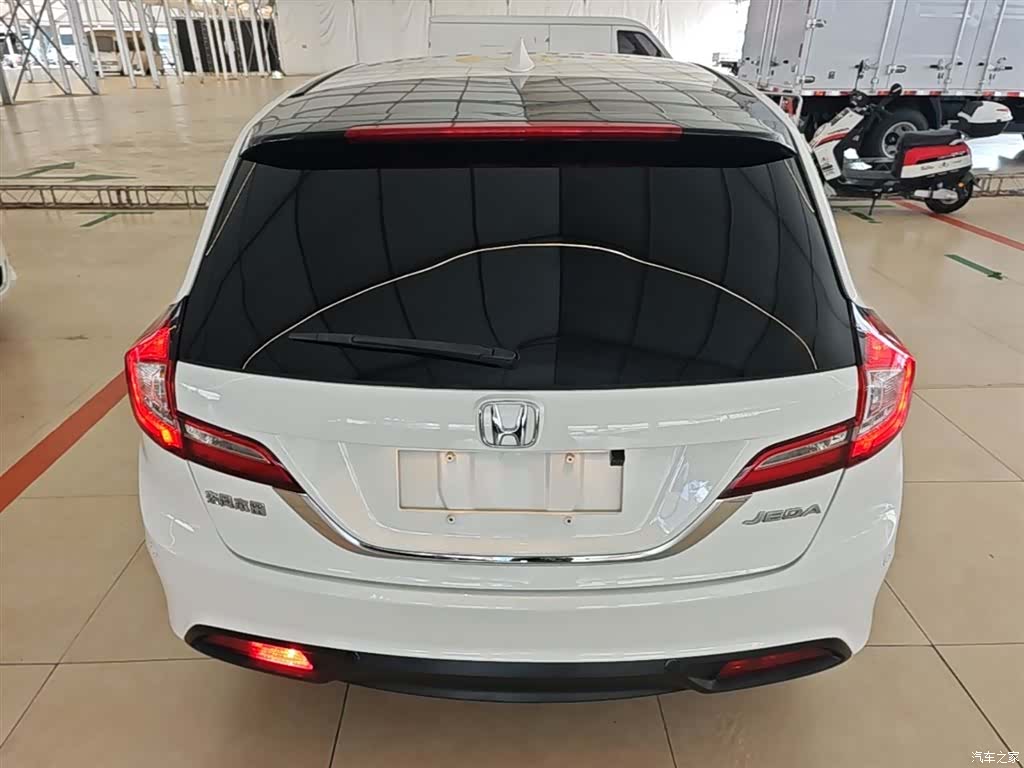 Honda Jade, 2016 6
