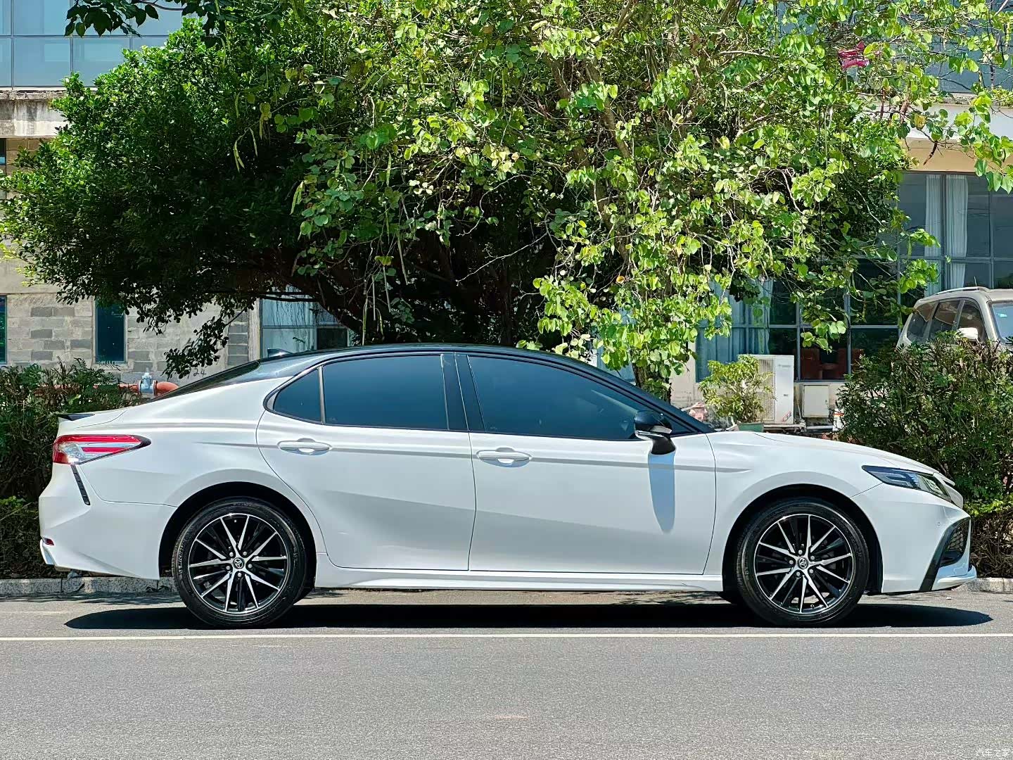 Toyota Camry, 2021 4