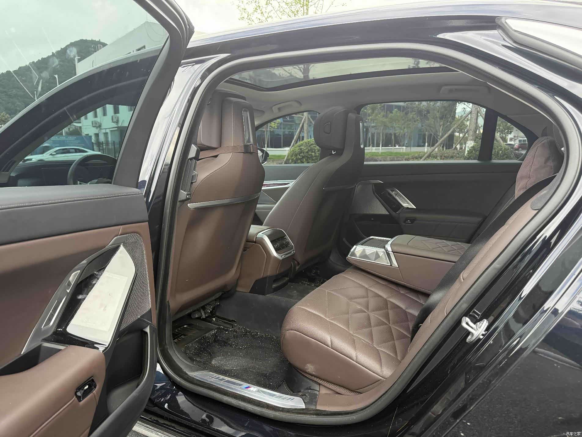 BMW 7 Series, 2023 6