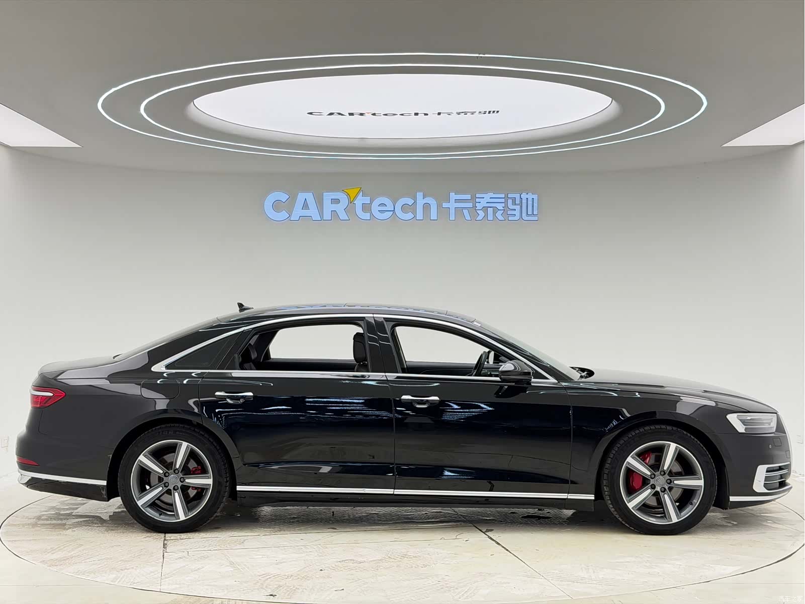 Audi A8L, 2019 4