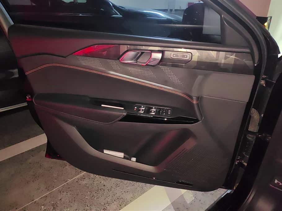 Lynk & Co 02 Hatchback