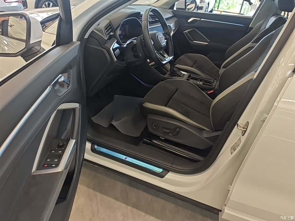 Audi Q3, 2026 16