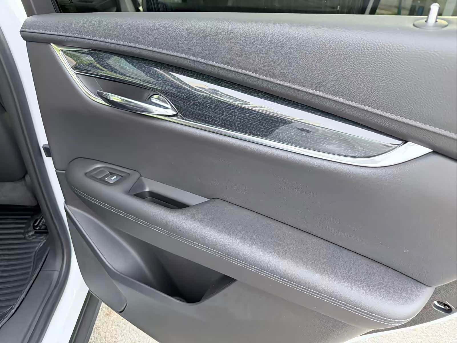 Cadillac XT5, 2020 7