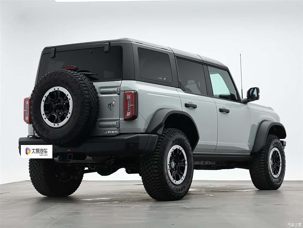 Ford Bronco, 2025 3
