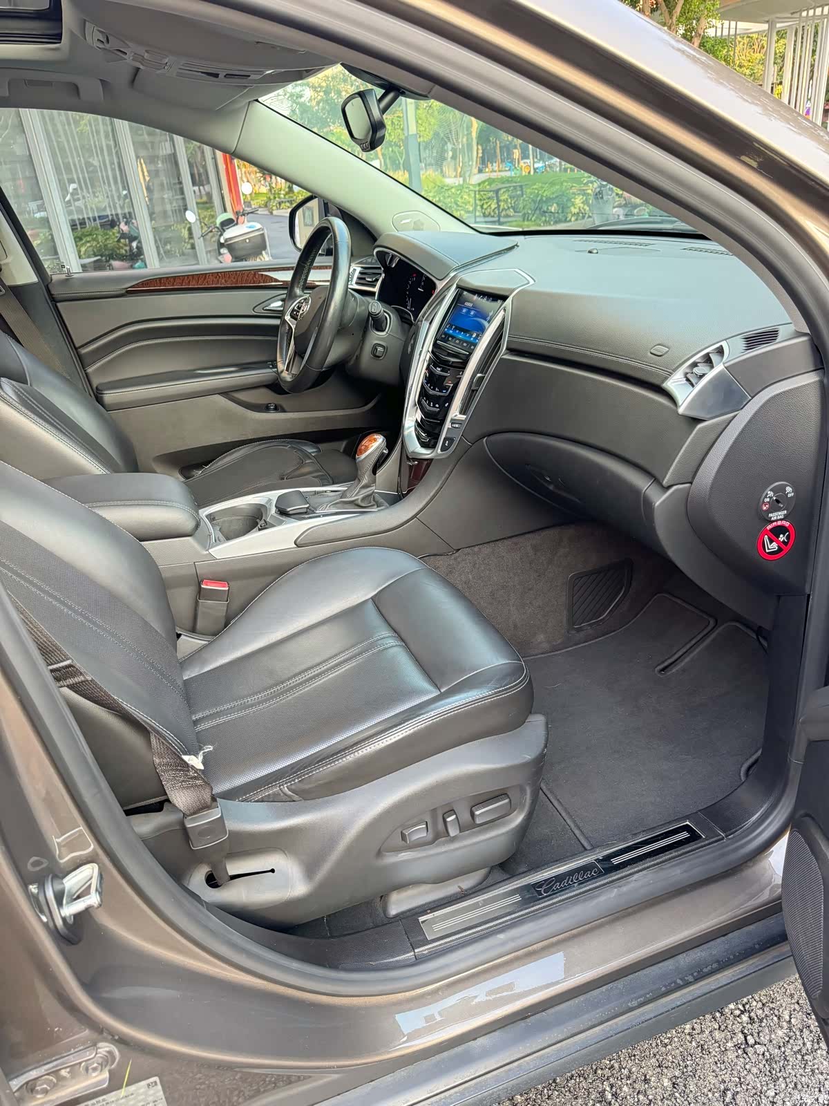 Cadillac SRX, 2015 10