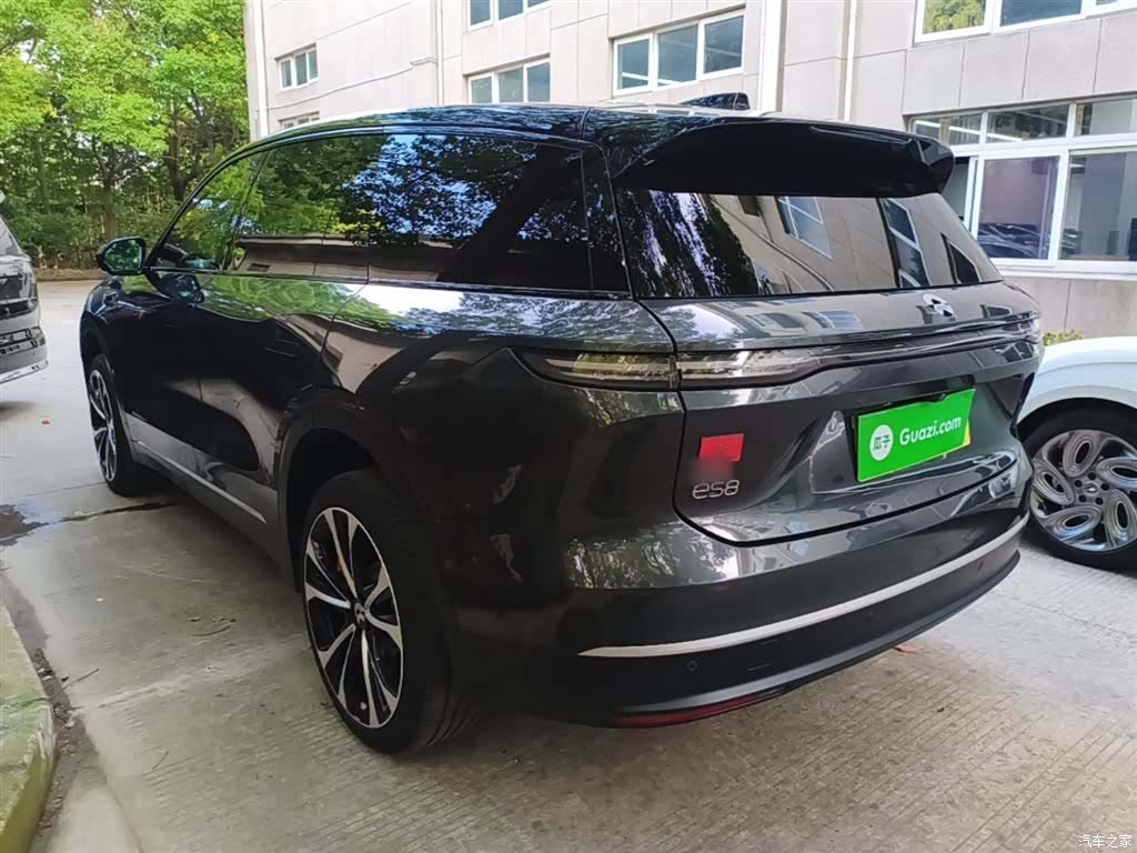 NIO ES8, 2023 4
