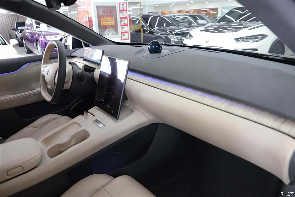 NIO ET7, 2022 16