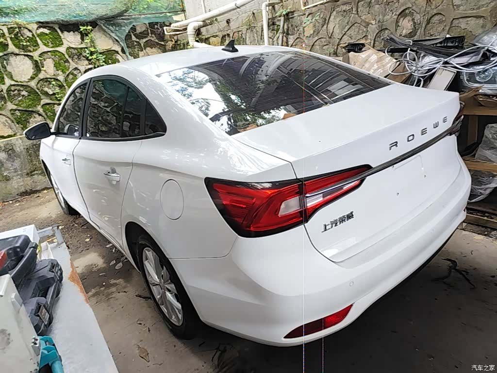 Roewe i5, 2021 все фото