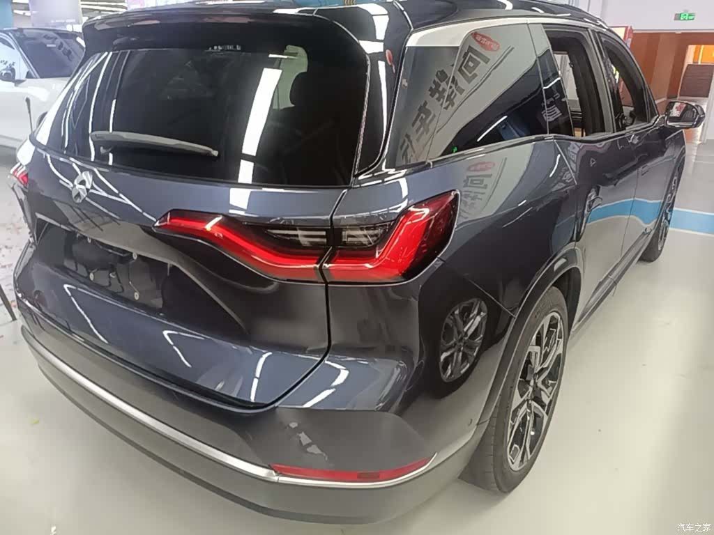 NIO ES8, 2021 7