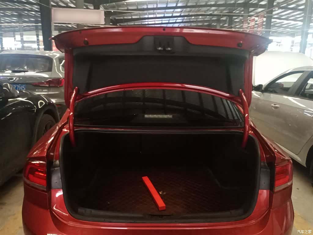 Volkswagen Lamando, 2017 19