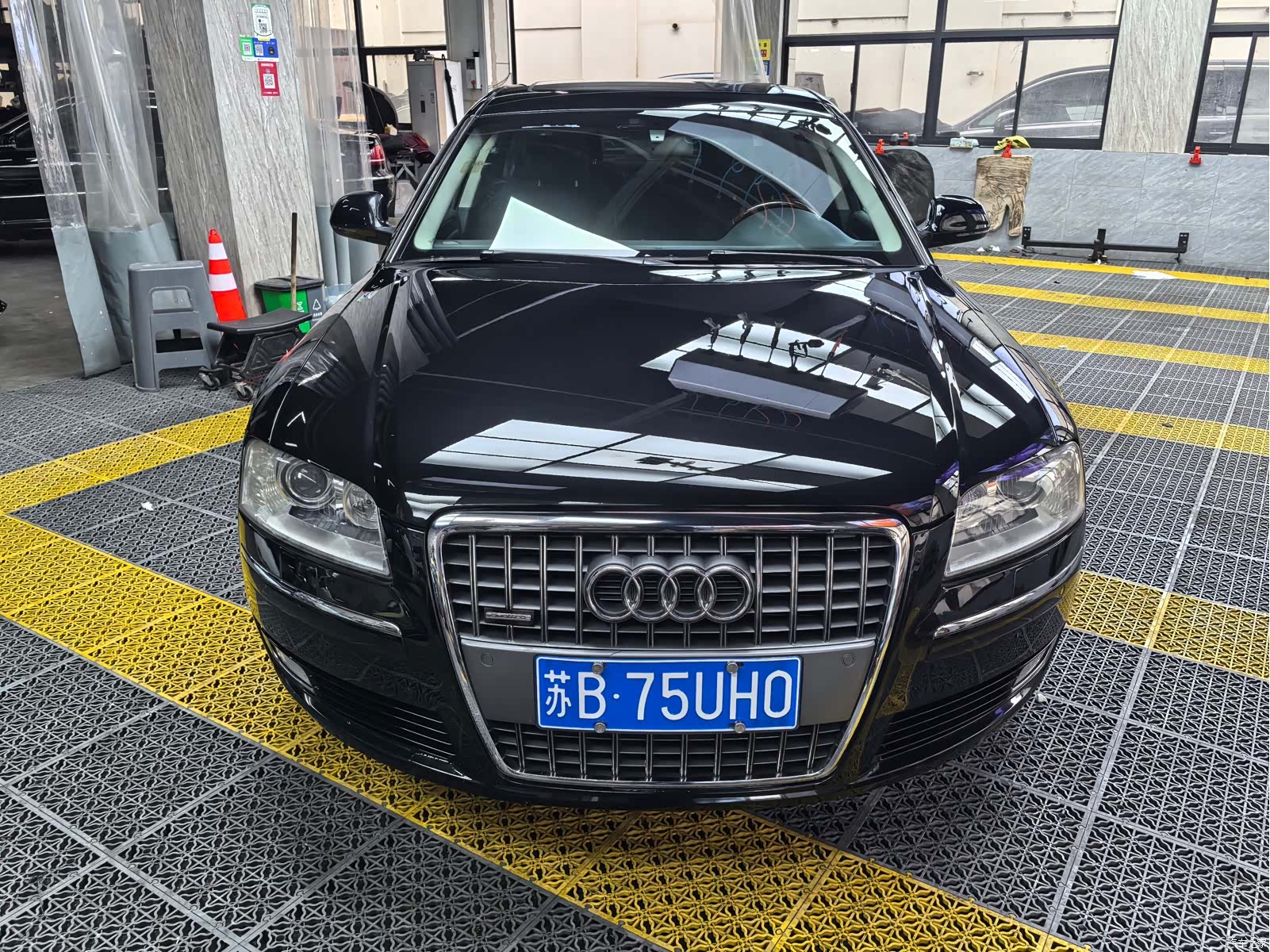 Audi A8L, 2010 2