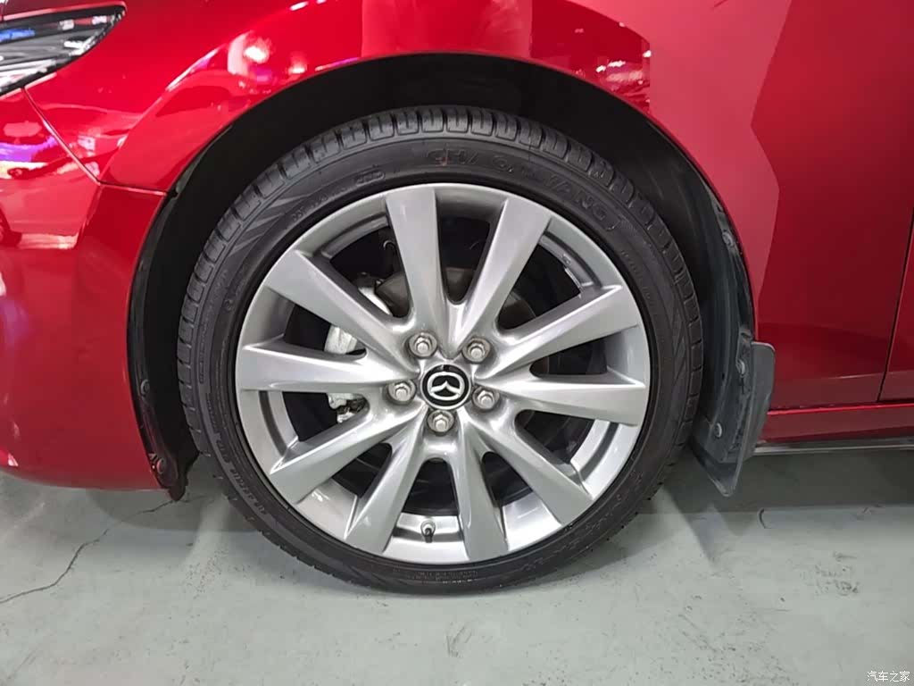 Mazda Mazda3, 2020 23