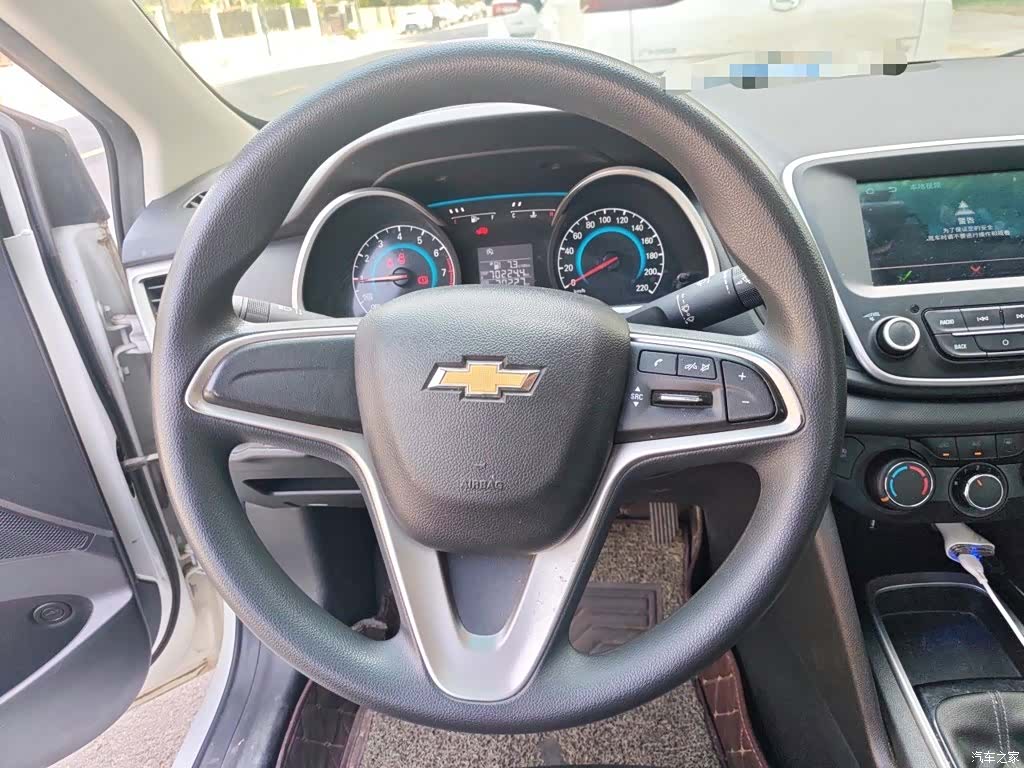 Chevrolet 320, 2018 3