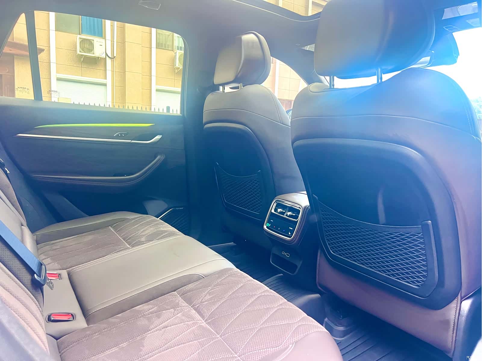 Geely Xingyue L, 2026 14