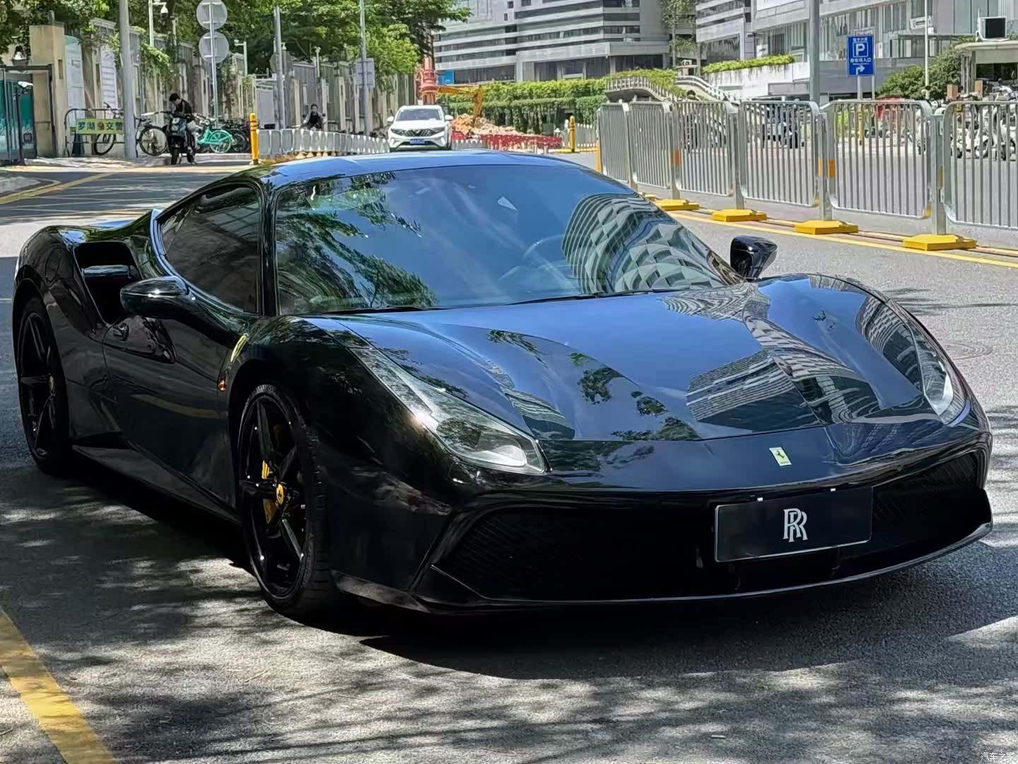 Ferrari 488, 2018 1