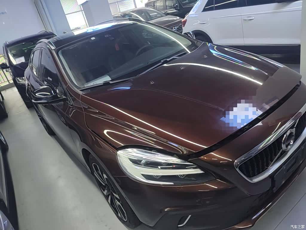Volvo V40, 2018 4
