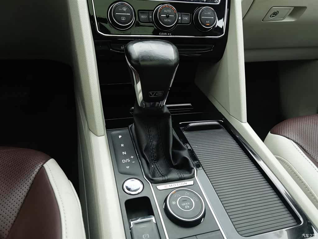 Volkswagen Teramont, 2017 13